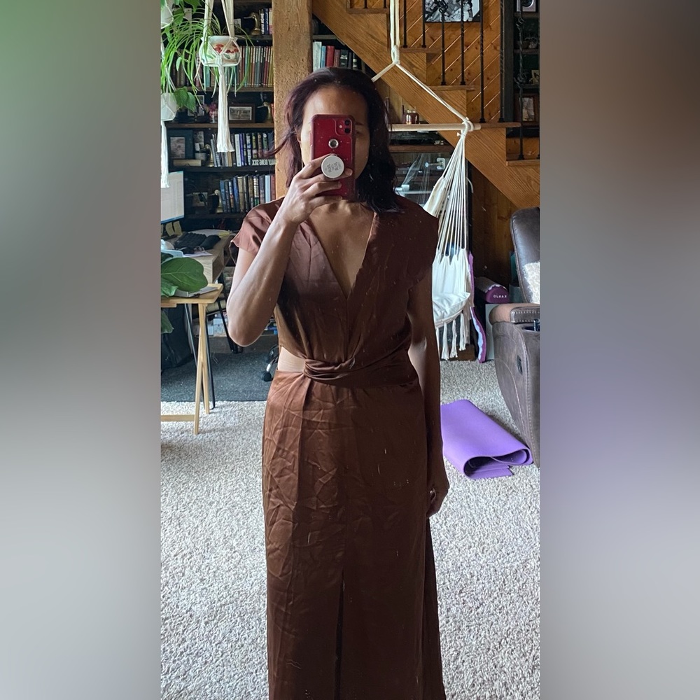 Zara satın brown cut out dress